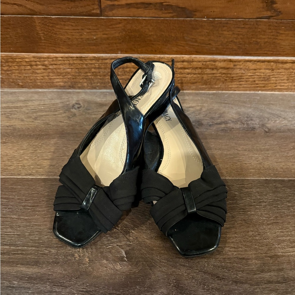 Ellen Tracy Elegant Black Heels. Felice